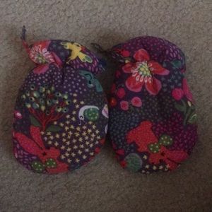 Catimini baby mittens